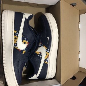 Nike Air Force 1 lv8